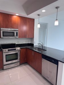 Aluguel de apartamento no Strada 315 1905