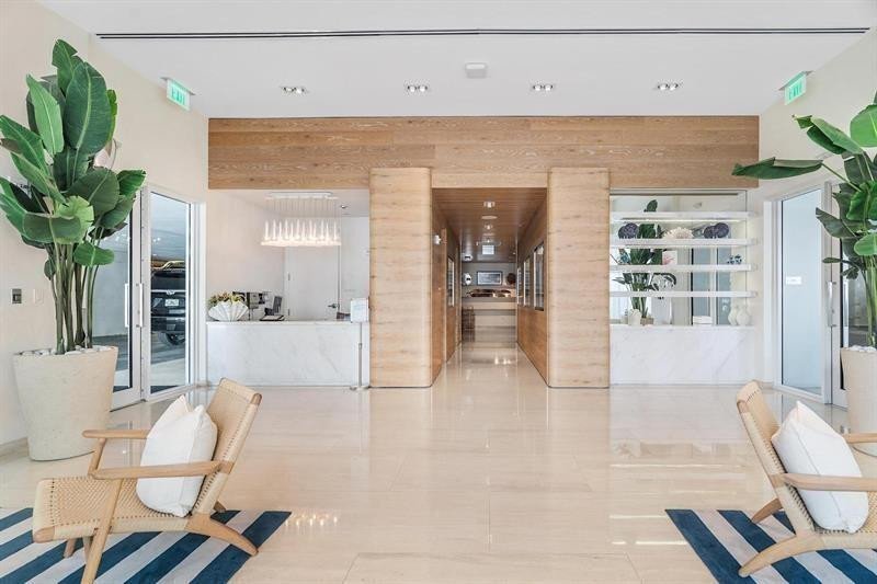 Apartment for rent at Tiffany House 1214