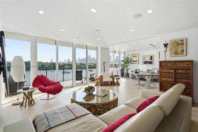 1000 Venetian Way Apt #403