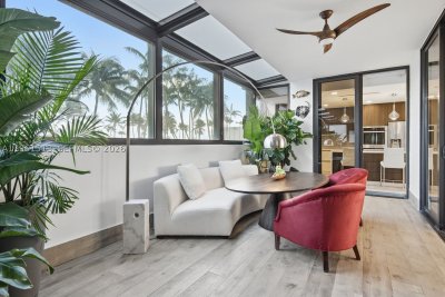 Comprar apartamento no 1000 Venetian Way 403