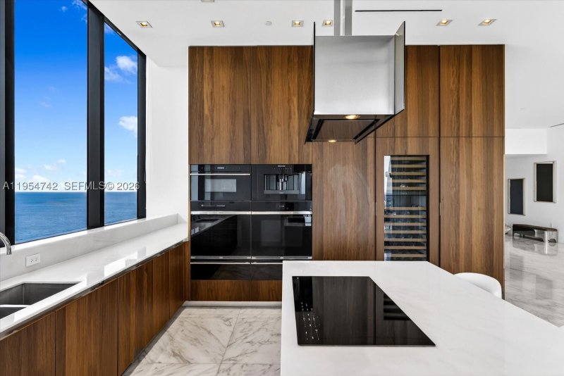 Comprar apartamento en Muse Sunny Isles Beach 2902
