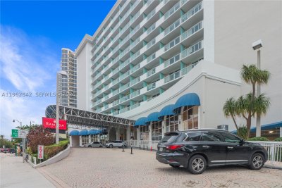 Comprar apartamento en Aventura Beach Club 439