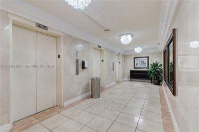 Comprar apartamento en Aventura Beach Club 439