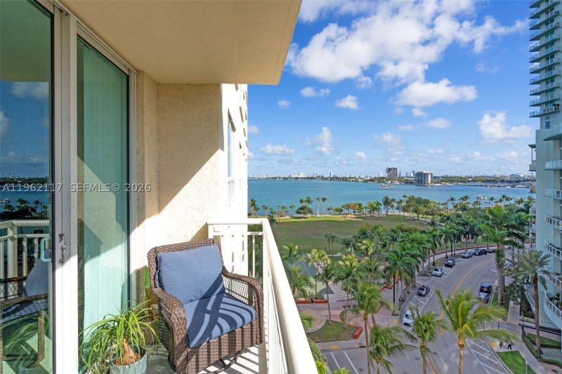 Comprar apartamento no Cite On The Bay 909