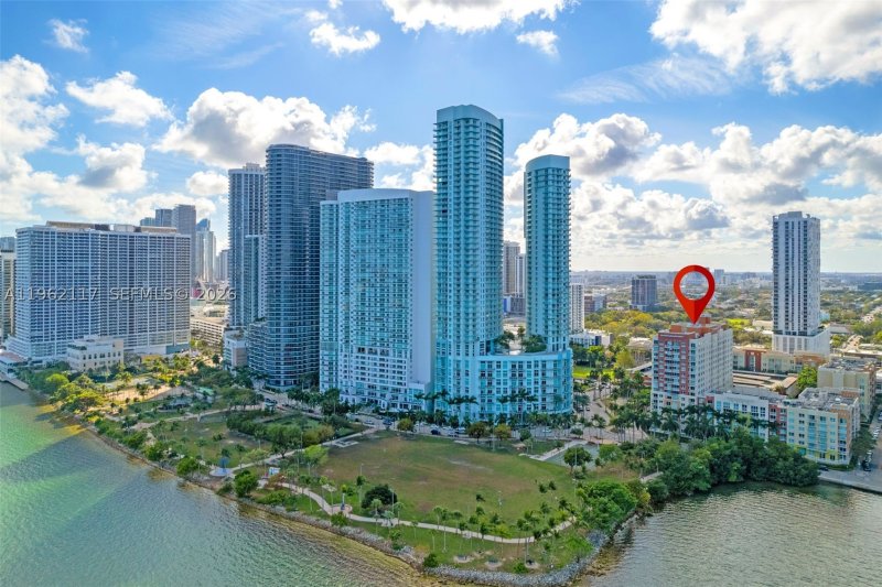 Comprar apartamento no Cite On The Bay 909