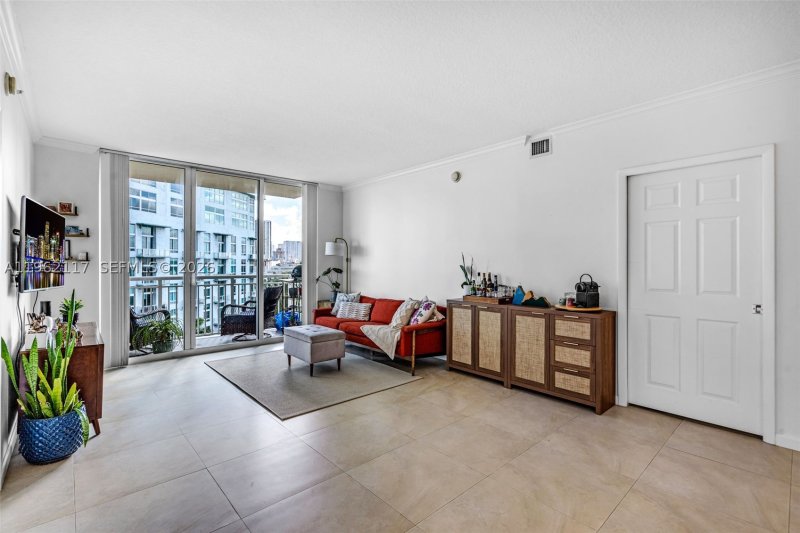 Comprar apartamento no Cite On The Bay 909