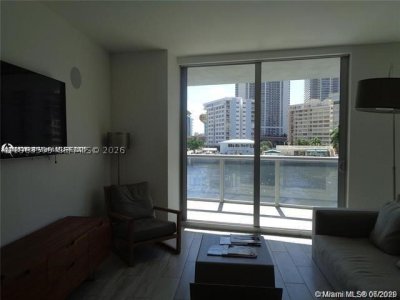Comprar apartamento no Beachwalk T301