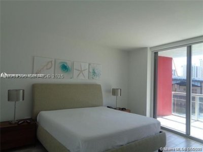 Comprar apartamento no Beachwalk T301
