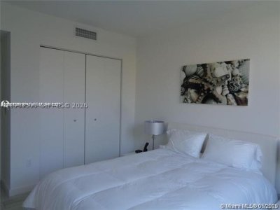 Comprar apartamento no Beachwalk T301