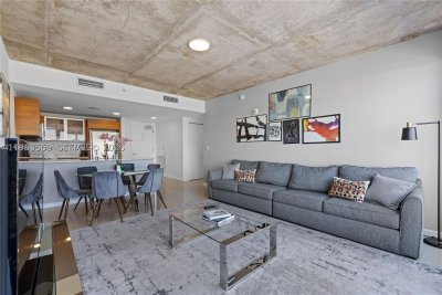 Comprar apartamento en Midtown Midblock 1113