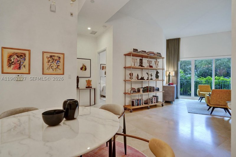 Comprar apartamento en Turnberry Village 112