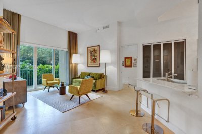 Comprar apartamento en Turnberry Village 112