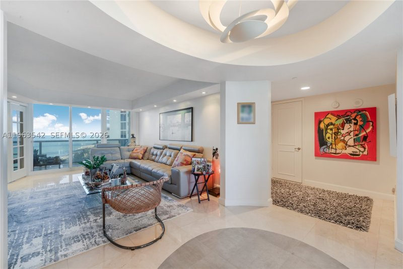 Condo for sale at Ocean One 1202