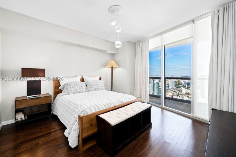 Aluguel de apartamento no Icon Brickell Tower I 5302