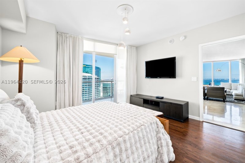 Aluguel de apartamento no Icon Brickell Tower I 5302