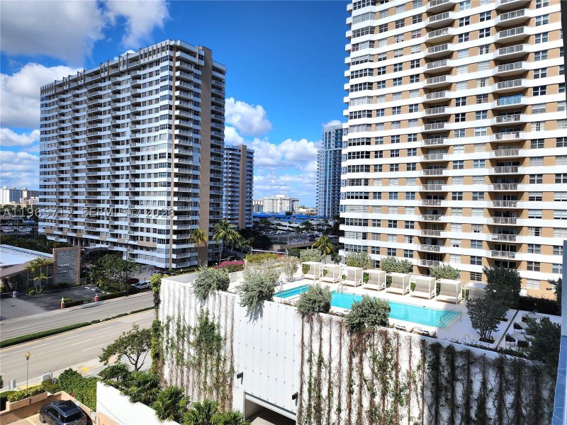 Apartment for rent at Parker Plaza Estates 626