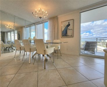 Aluguel de apartamento no Parker Plaza Estates 626