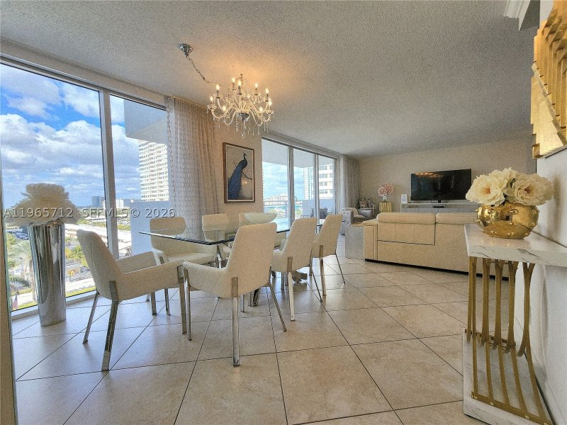 Apartment for rent at Parker Plaza Estates 626