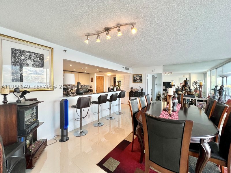Apartment for rent at Grandview Palace 1817