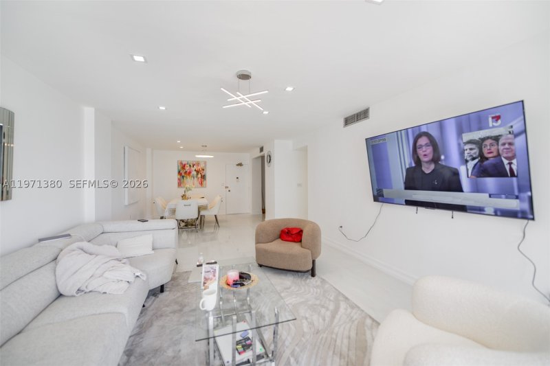 Comprar apartamento en The Hemispheres 8J