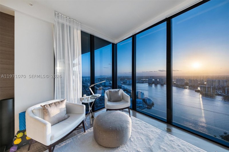 Condo for sale at Porsche Design Tower 5003