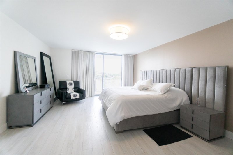 Condo for sale at Riva Bay Harbor 503