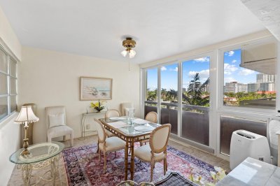 Comprar apartamento no Coral Ridge Towers North 612
