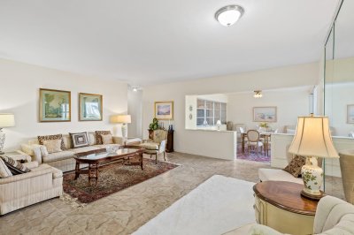 Comprar apartamento no Coral Ridge Towers North 612