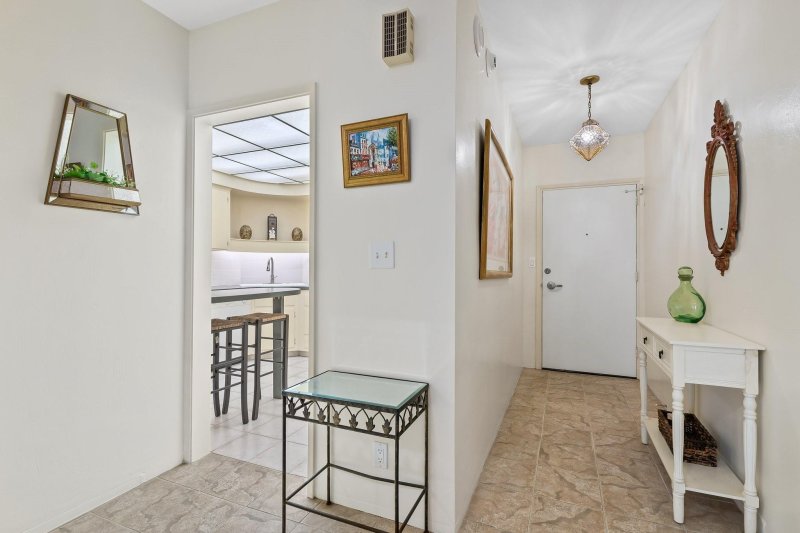 Condo for sale at Coral Ridge Towers North 612
