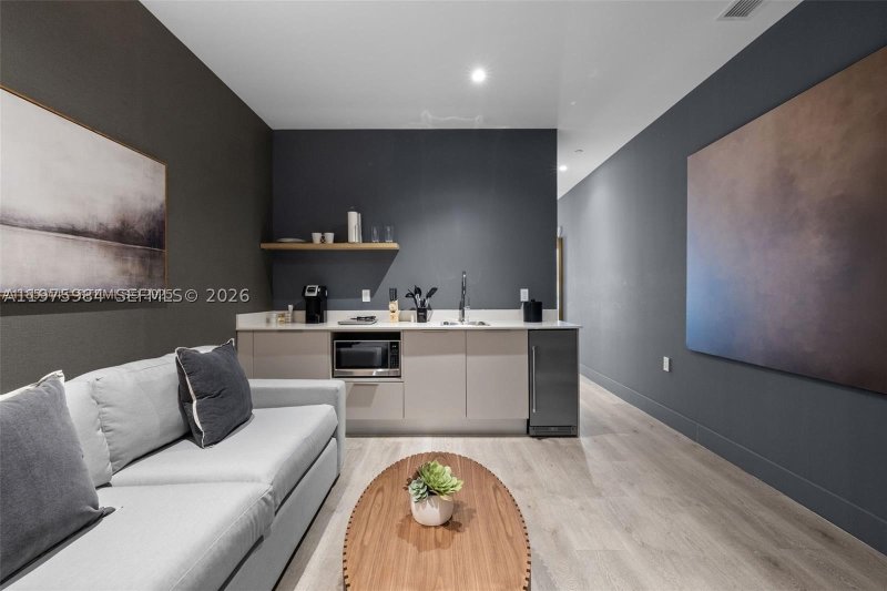 Condo for sale at Smart Brickell III 705