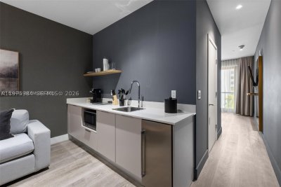 Comprar apartamento no Smart Brickell III 705