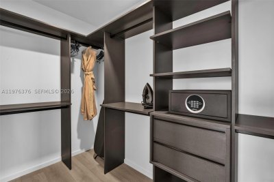 Aluguel de apartamento no The Elser Hotel and Residences PH 4701