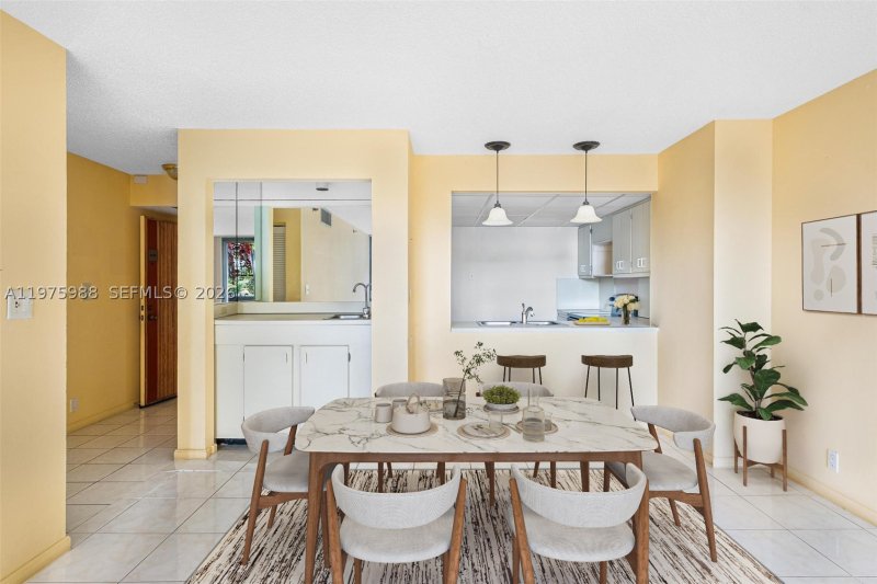 Condo for sale at Ocean Lane Plaza 310
