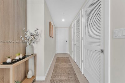 Comprar apartamento no Quadro Miami Design District S-916