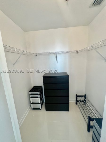 Condo for sale at Axis on Brickell North Tower 3223