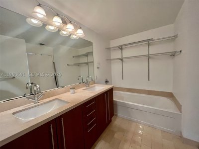Comprar apartamento no Axis on Brickell North Tower 3223