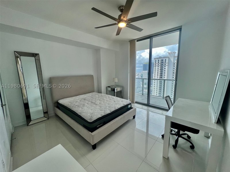 Condo for sale at Axis on Brickell North Tower 3223
