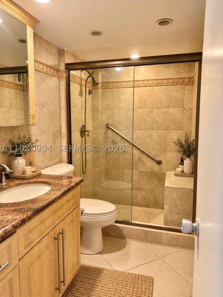 Condo for sale at Carriage Club North 304