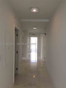 Comprar apartamento no 400 Sunny Isles 1701