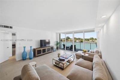 Royal Embassy Apt #4F