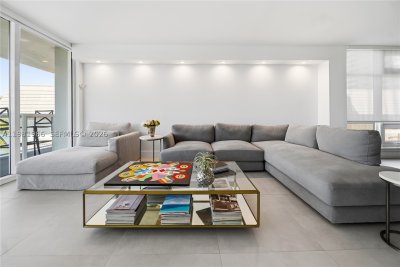 Comprar apartamento no Royal Embassy 4F