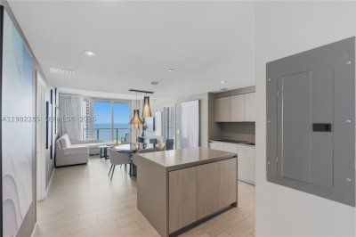 Comprar apartamento en Hyde Beach House R2005