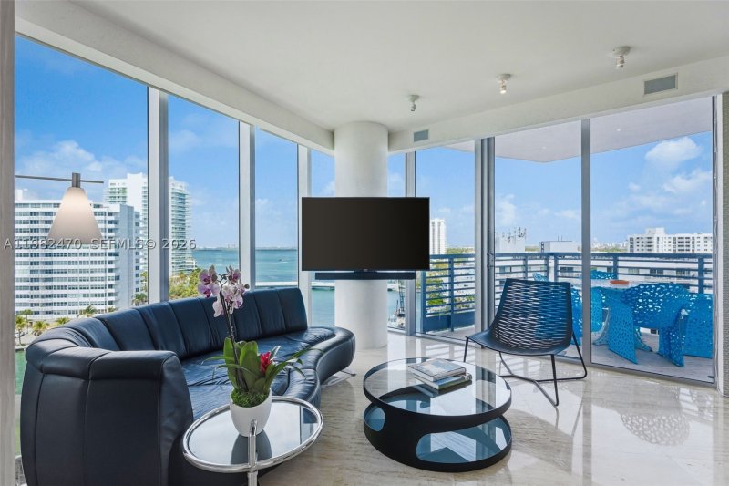 Condo for sale at Capri Marina Grande 1101