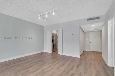 Comprar apartamento no Carriage House Miami Beach 411