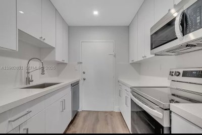 Comprar apartamento no Carriage House Miami Beach 411
