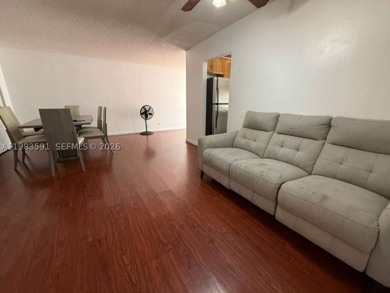 Alquiler de apartamento en Plaza of the Americas 211