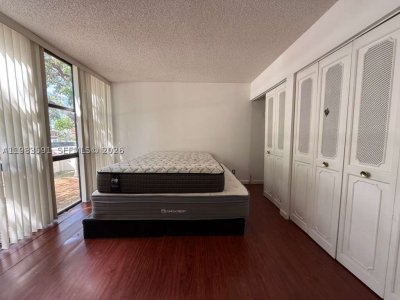 Alquiler de apartamento en Plaza of the Americas 211