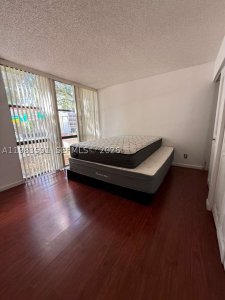 Alquiler de apartamento en Plaza of the Americas 211