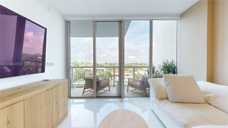 Condo for sale at Kai at Bay Harbor 5E-N