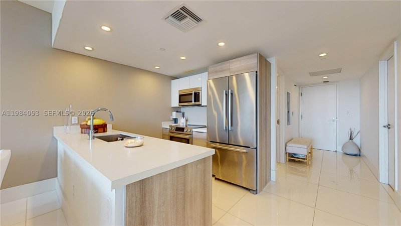 Condo for sale at Kai at Bay Harbor 5E-N